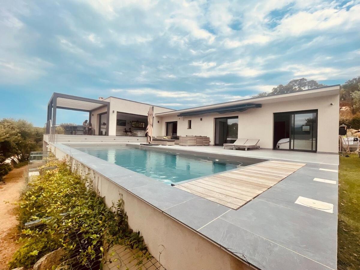 Architect's Villa - 10-12 people - Pool - 4 bedrooms Zonza Esterno foto